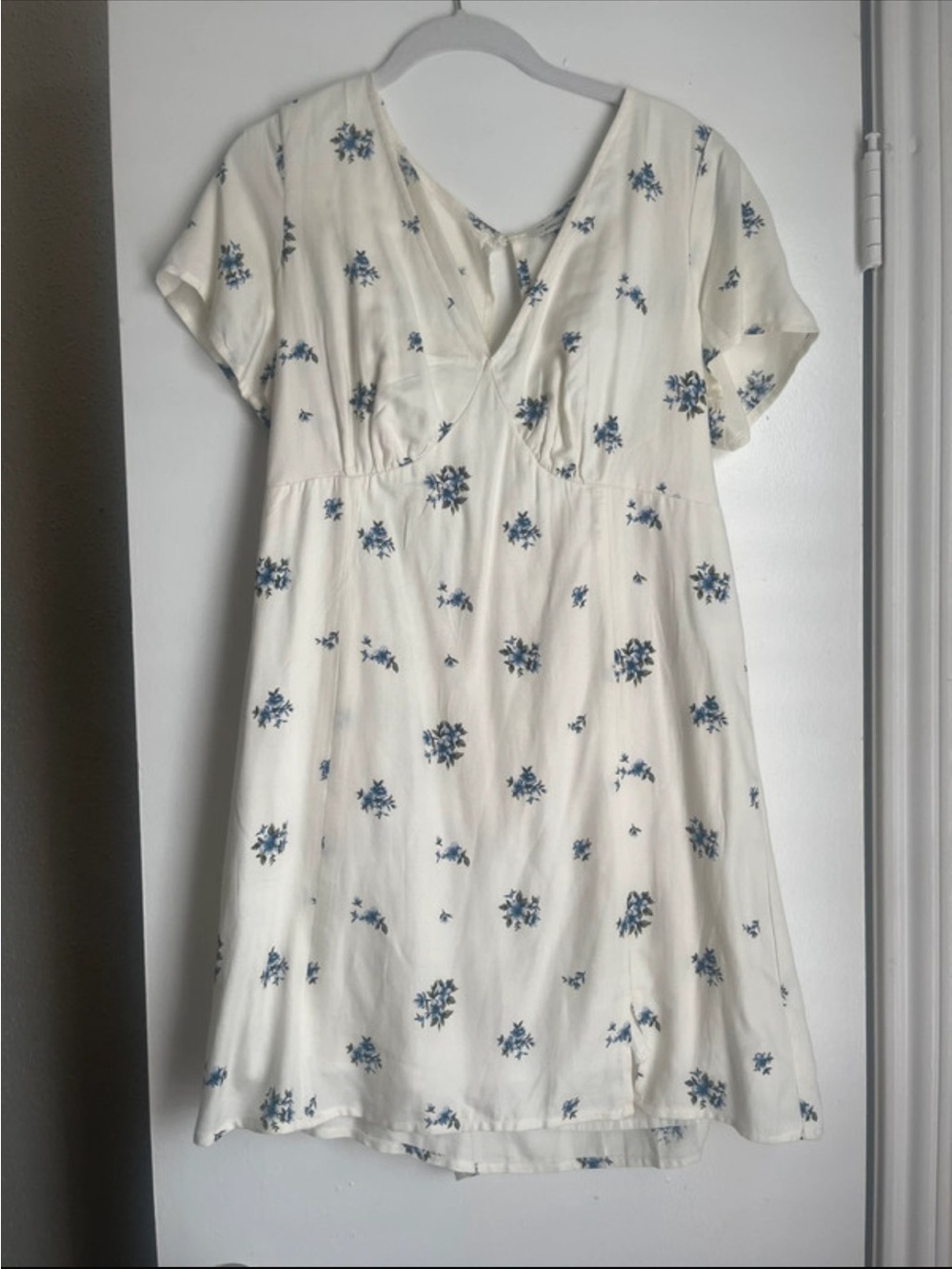 American Eagle Cream Floral Mini Dress with Blue Bouquet Print